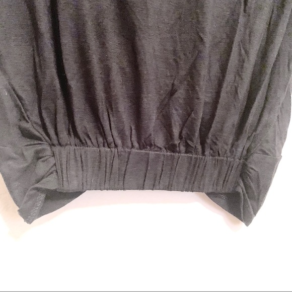 Black crop top with twist knot 🖤 - Picture 4 of 7